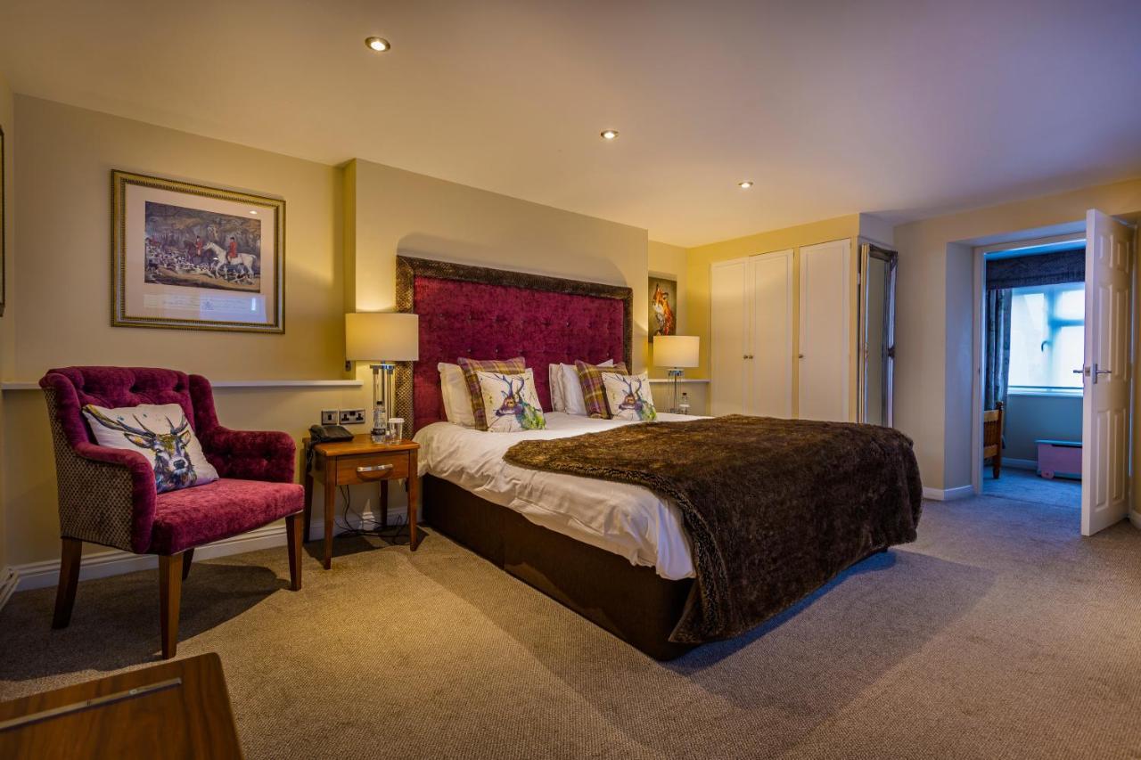 The Feathers Hotel, Helmsley, North Yorkshire Bagian luar foto