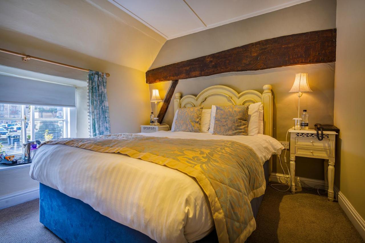 The Feathers Hotel, Helmsley, North Yorkshire Bagian luar foto