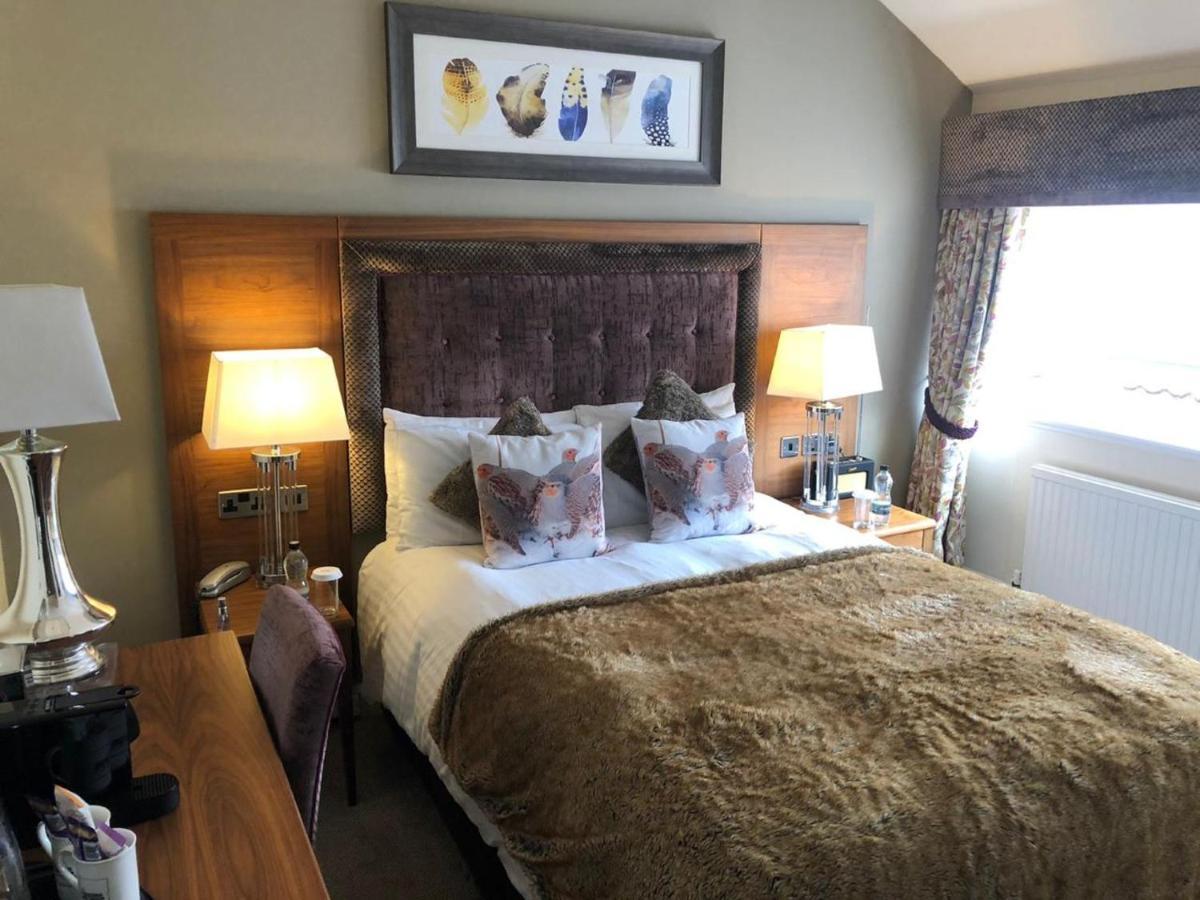 The Feathers Hotel, Helmsley, North Yorkshire Bagian luar foto
