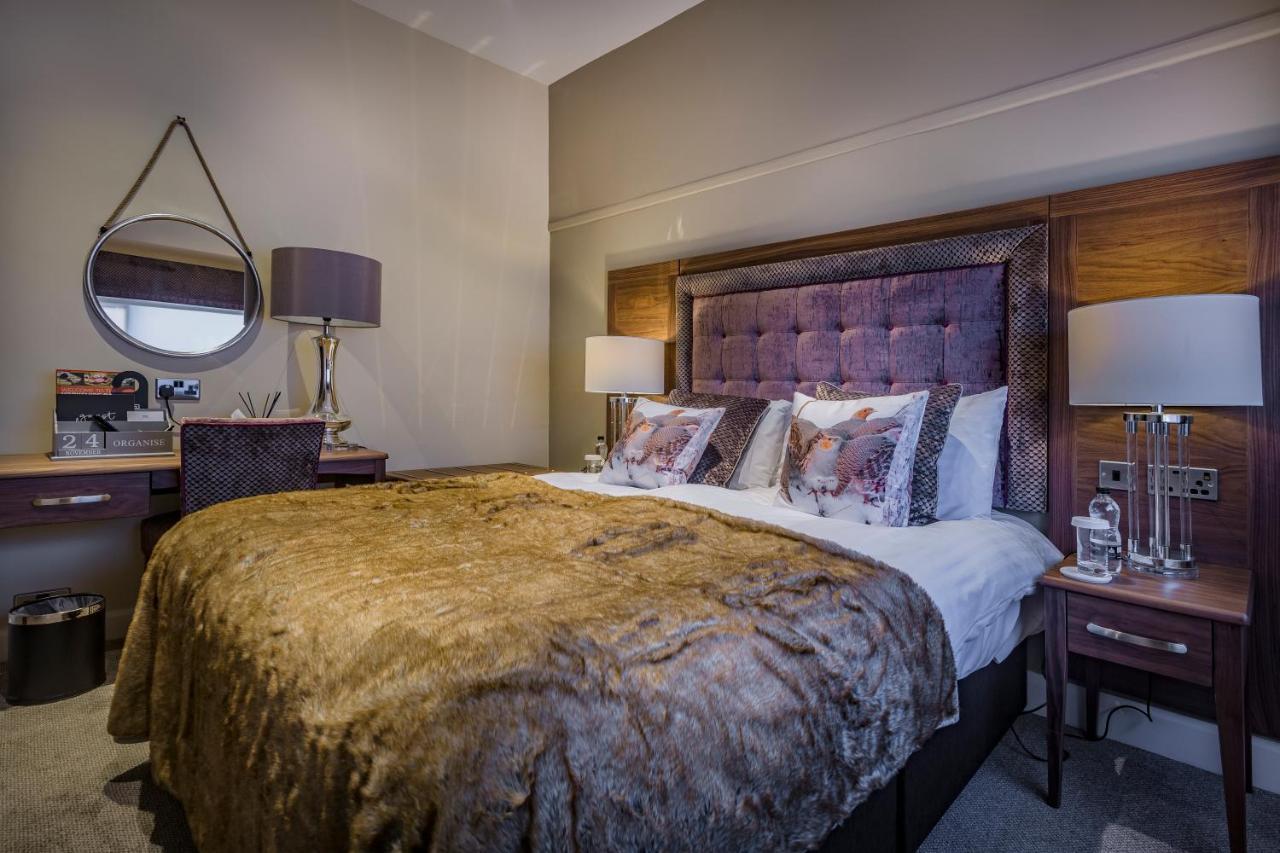 The Feathers Hotel, Helmsley, North Yorkshire Bagian luar foto