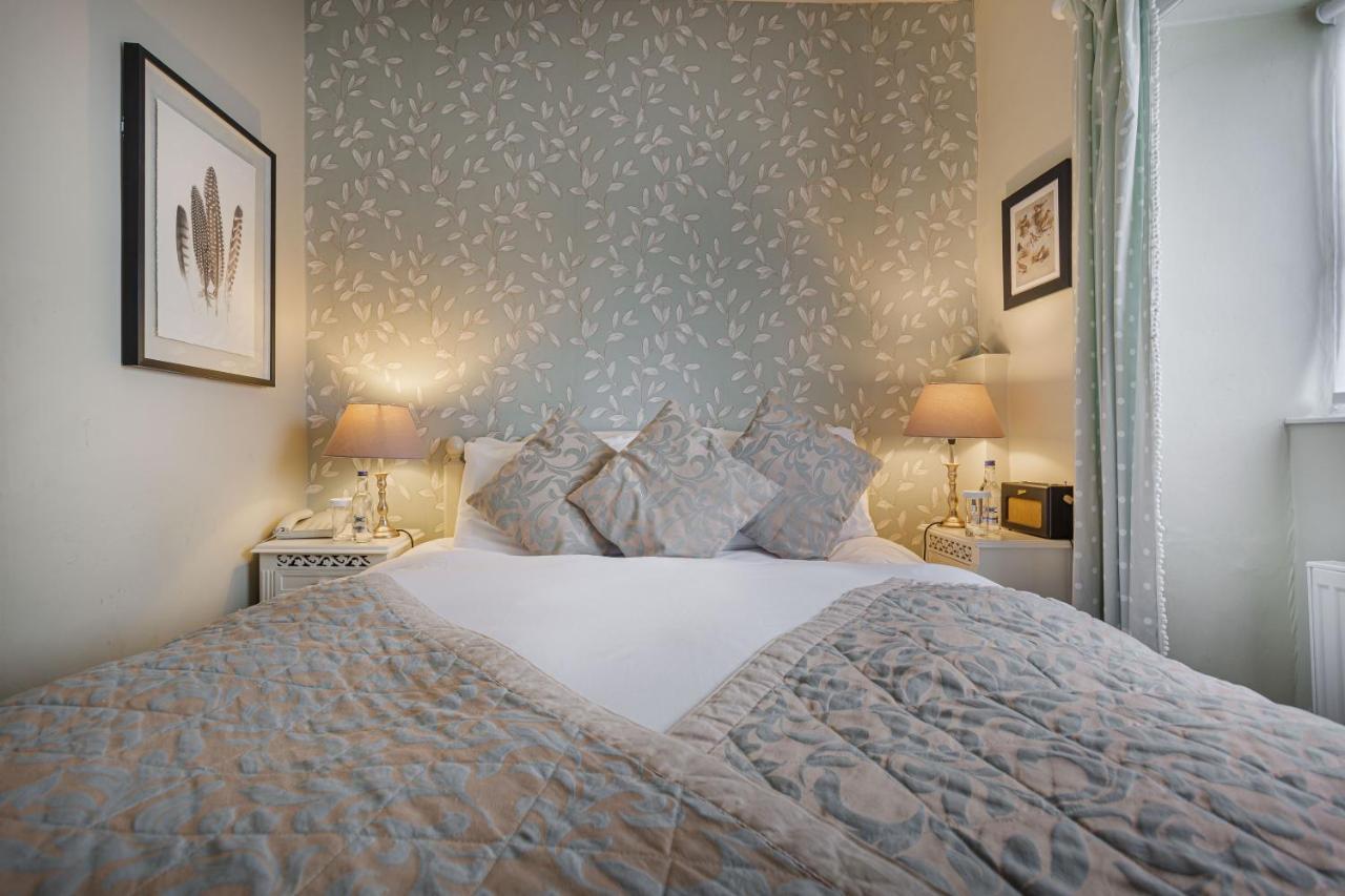 The Feathers Hotel, Helmsley, North Yorkshire Bagian luar foto