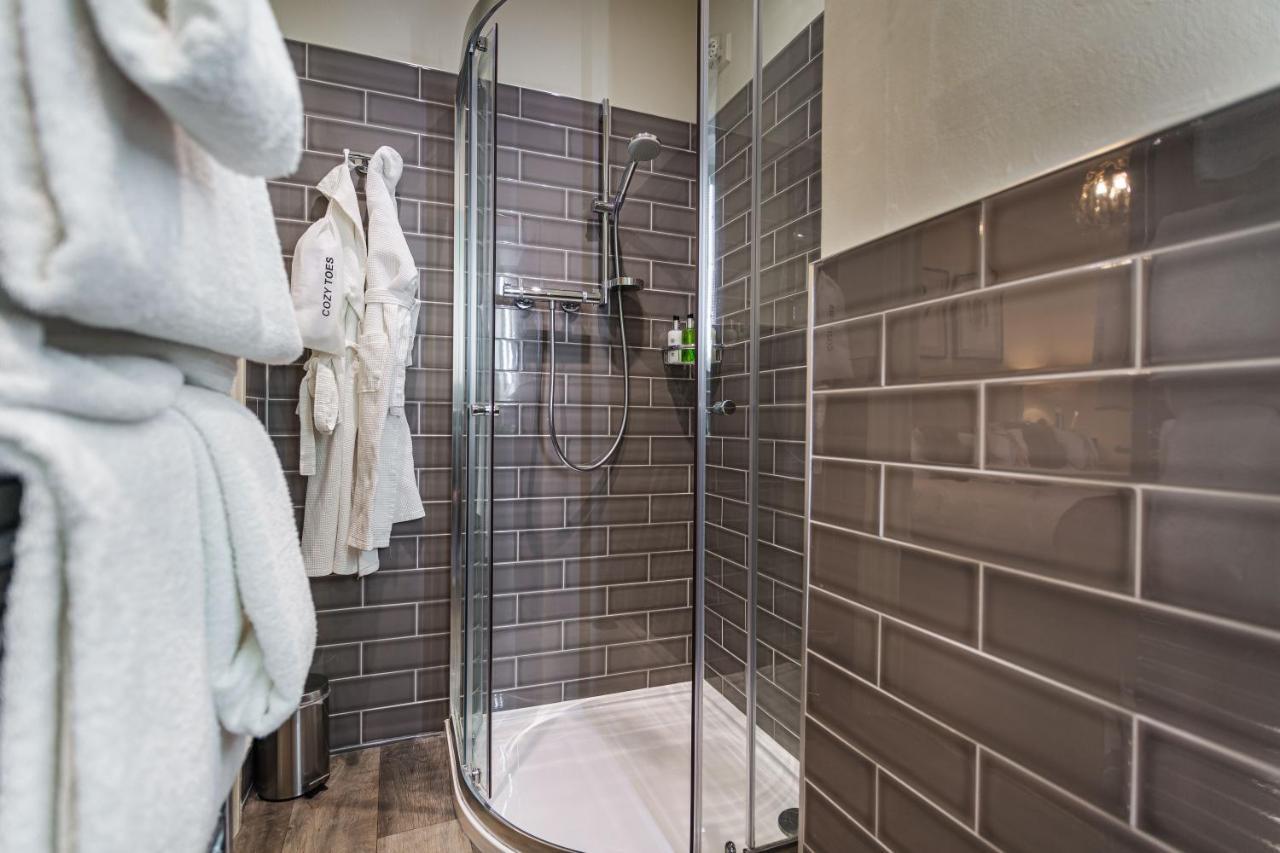 The Feathers Hotel, Helmsley, North Yorkshire Bagian luar foto