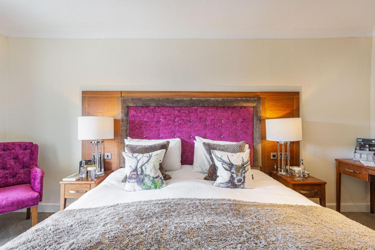 The Feathers Hotel, Helmsley, North Yorkshire Bagian luar foto