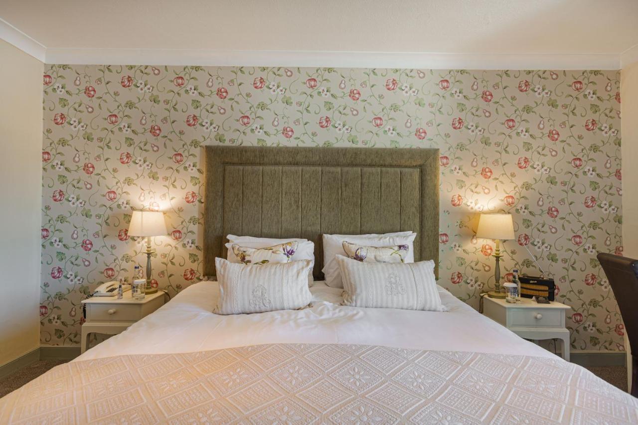 The Feathers Hotel, Helmsley, North Yorkshire Bagian luar foto