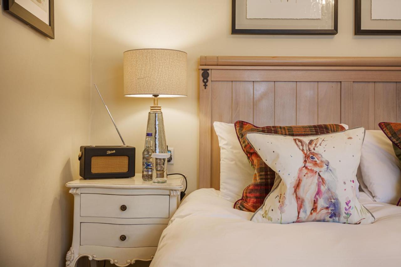 The Feathers Hotel, Helmsley, North Yorkshire Bagian luar foto