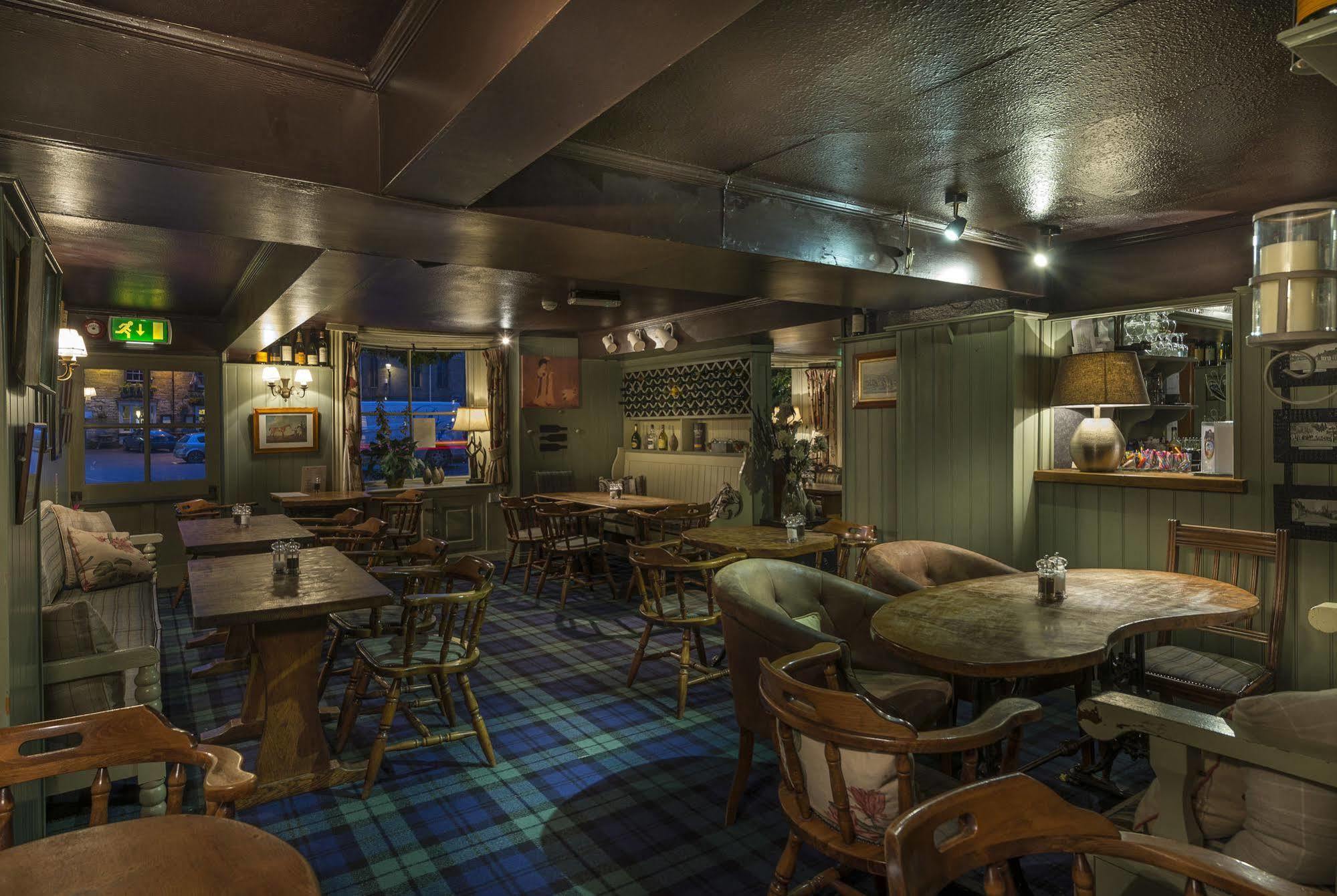 The Feathers Hotel, Helmsley, North Yorkshire Bagian luar foto